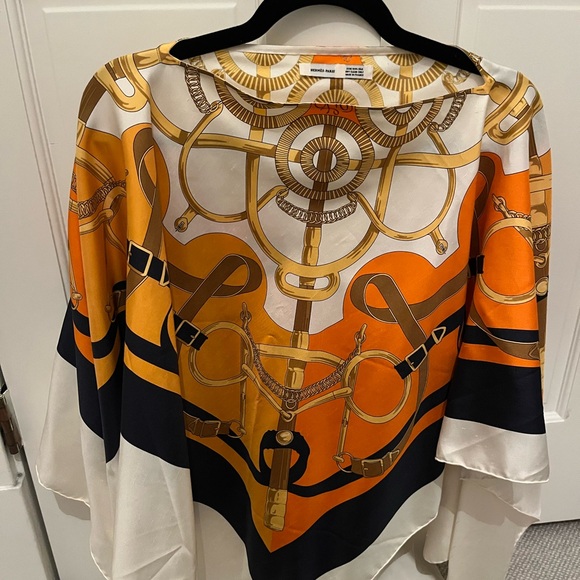 HERMES L’Eperon d’Or Silk Poncho - Picture 4 of 7